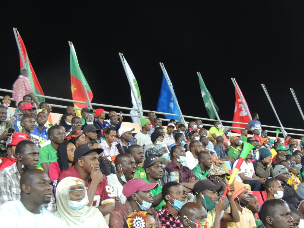 Les supporters de Garoua, crédit photo Xavier Katkran 